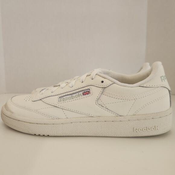 Reebok Women\'s Club C 85 Vintage Sneaker, US 9.5 main image 4